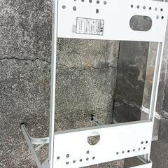 衣類乾燥機の台の画像