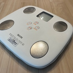 ⭐️ TANITA体重計⭐️の画像