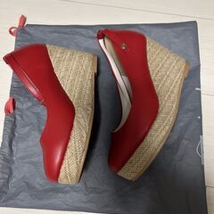 ウェッジソール　赤　サイズ・M(22.5〜23cm)の画像
