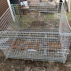 メッシュパレット 1200kg   一部破損あり
