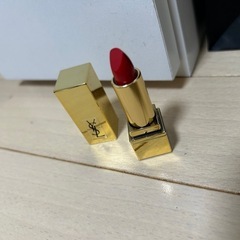 リップ イヴ・サンローラン YSL 口紅の画像