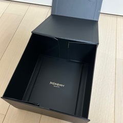 イヴ・サンローラン YSL 空箱の画像