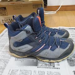 Columbiaトレッキングシューズ27.5cmの画像