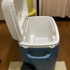 クーラーボックスの画像