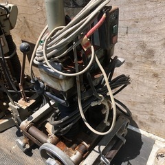 古い大工さんの道具の画像