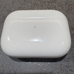 【値下げ】AirPods Pro 正規品 MLWK3J/A 箱付きの画像