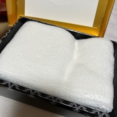 ザプレミアムハンドタオル　新品未使用！の画像
