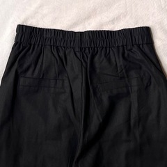 新品　タグ付き　XCHENG☆ワイドパンツ M ★ウエスト背中側ゴム仕様の画像