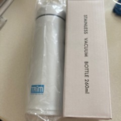 未使用　非売品ステンレス真空ボトル 260mlの画像