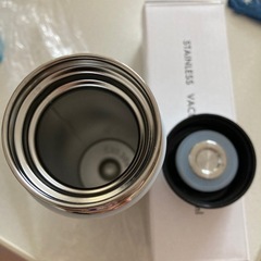 未使用　非売品ステンレス真空ボトル 260mlの画像