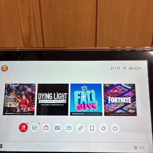 Switch (カセット2つ付き) 内蔵バッテリー長持ち
