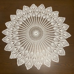 ハンドメイド レース編み ドイリー テーブルクロス 75cmの画像