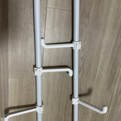 nitoriつっぱり式ハンガーラック（ホワイト）の画像