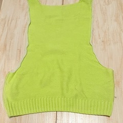 希少品！H&M ニットベスト　蛍光イエローの画像