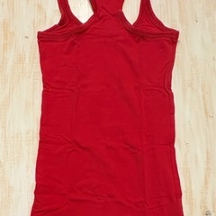 タンクトップ Bershka 美品　レッド系の画像