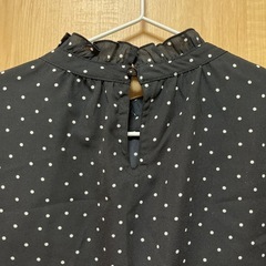 Honeys レディース長袖ブラウス・Mサイズ(ドッド柄)美品の画像