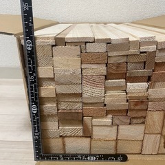 薪　木材詰め合わせ　90サイズ　40センチ　傷や汚れあり ⑤ キャンプ BBQの画像