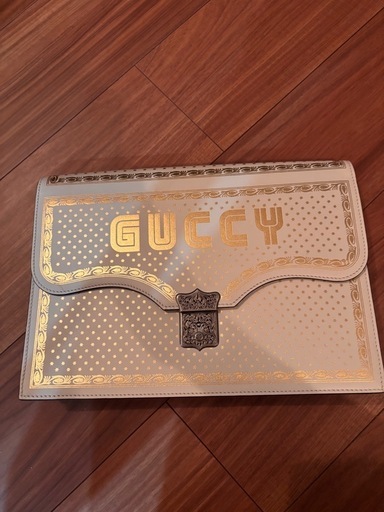 【最終値下げ】 GUCCIクラッチバッグ