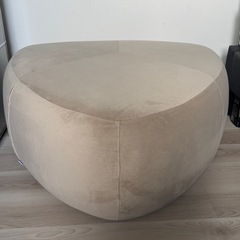 【BoConcept】Bermuda フットスツールの画像