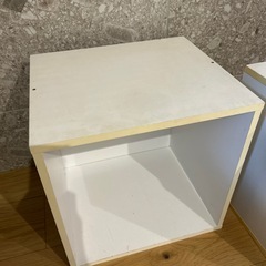 無料でお譲り　カラーボックスの画像