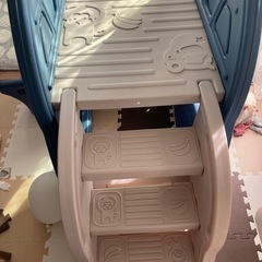 子供用すべりだい小部屋付きの画像
