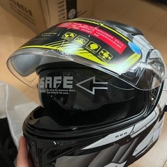 バイクヘルメット（56-58cm）/ フルフェイス / グローブ付きの画像