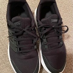 adidas 27㎝の画像
