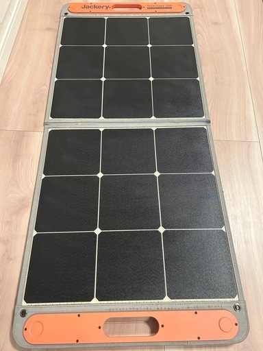 Jackery SolarSaga100W JS-100F 折りたたみ式 ソーラーチャージャー ジャクリ ソーラーパネル 本体防災 動作未確認