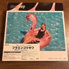 新品未使用　フラミンゴ浮き輪