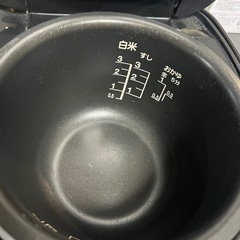 TOSHIBA 炊飯器　3号炊き　ブラックの画像