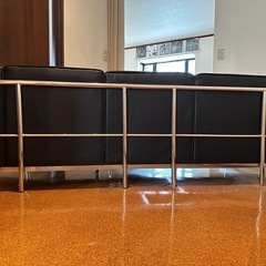 LC2 ルコルビジェ リプロダクションソファ 3人掛け
の画像