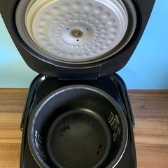 ✅アイリスオーヤマジャー炊飯器✅ ✅RC-MA50AZ-B✅の画像