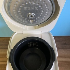✅ハイアールマイコンジャー炊飯器✅ ✅JJ-M32B✅の画像