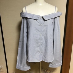 春夏用ブラウス2枚の画像
