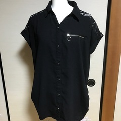 夏　春秋用　シャツ　2枚の画像