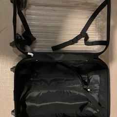 ハーフスケルトン　キャリーケース　機内持ち込みサイズの画像
