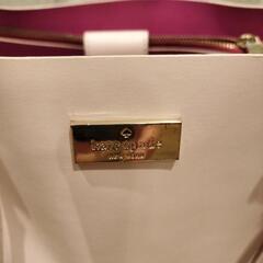 Kate spade トートバッグの画像