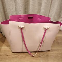 Kate spade トートバッグの画像