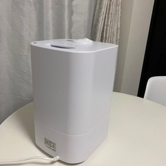 加湿器アイリスオーヤマの画像