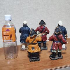 アメリカン 船長 海賊 置物の画像