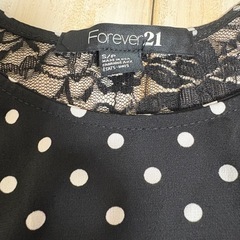 FOREVER21希少品！水玉とレースタンクトップ　　黒の画像