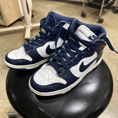 NIKE ダンクハイ23.5㎝の画像