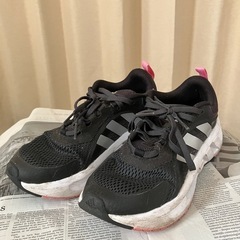 運動靴　23.5