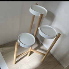 IKEAフラワースタンドの画像