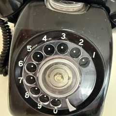 黒電話
の画像