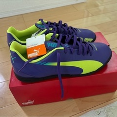 PUMA サッカーシューズの画像