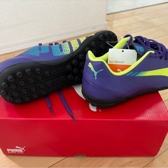 PUMA サッカーシューズの画像