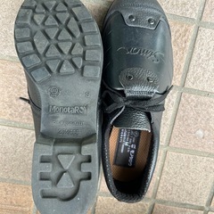 安全靴の画像