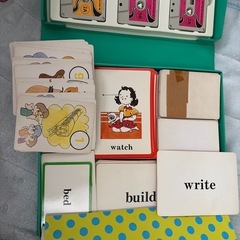 楽しく学べる英語教材☆本棚付きの画像