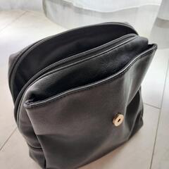 レディース 黒 リュックの画像